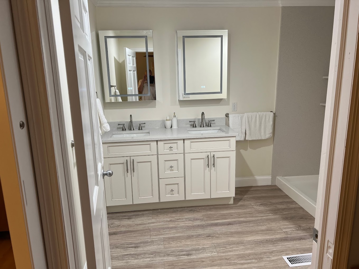 AE Kitchen & Bath, Expert Kitchen and Bathroom Remodeling Services photo