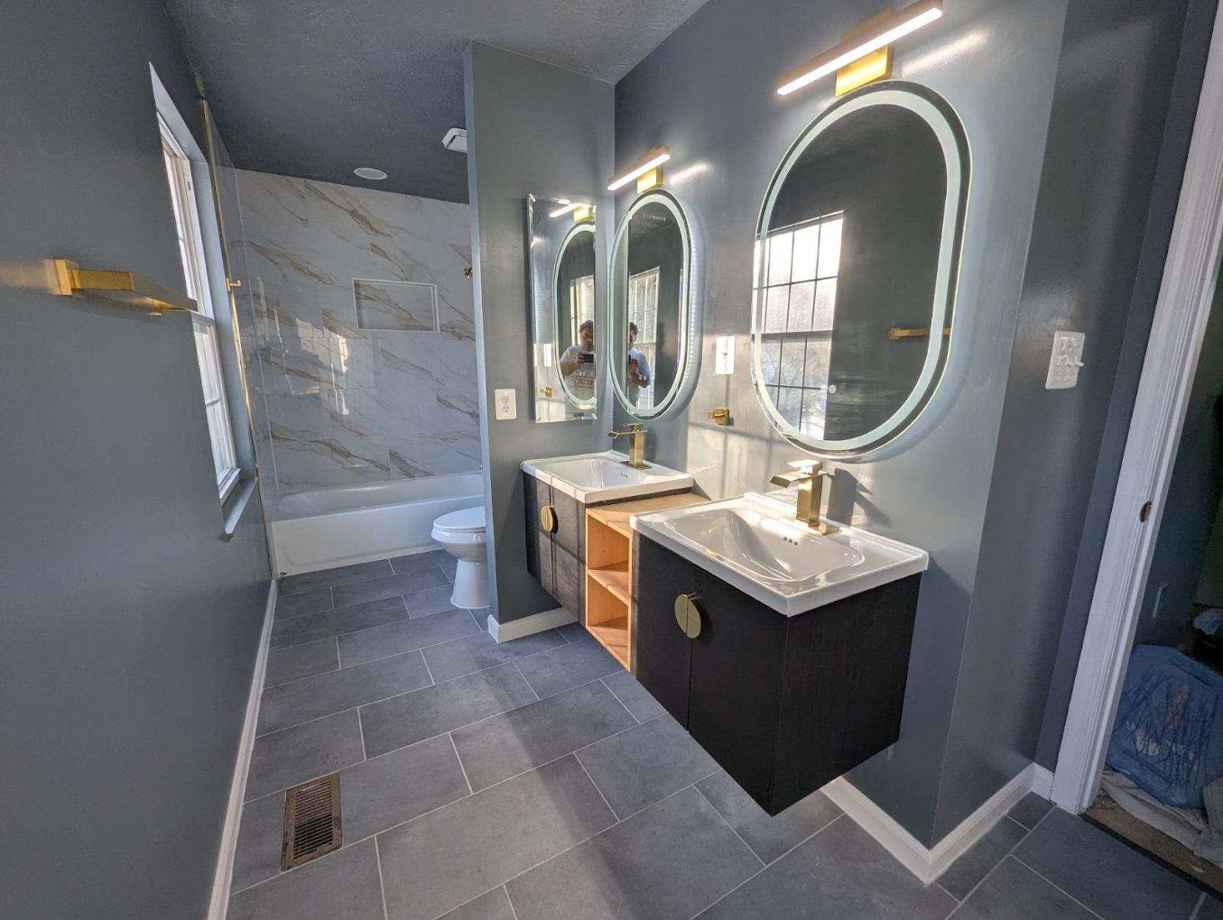Alex Services LLC photo