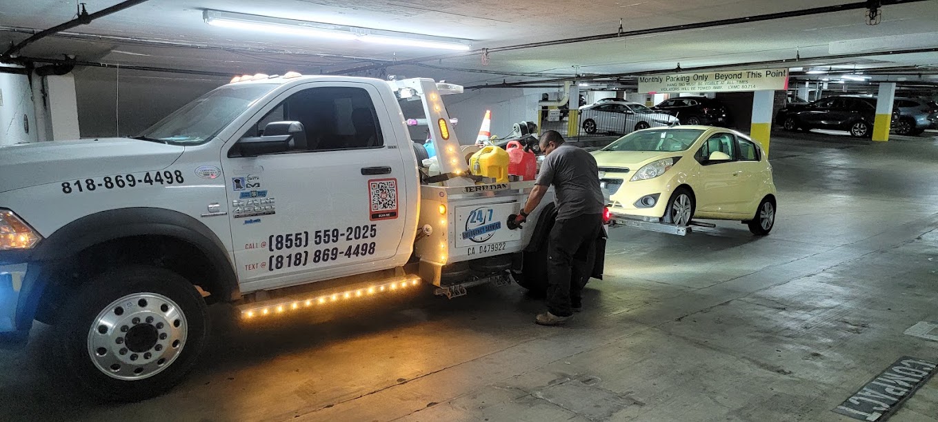 Arana Towing in Los Angeles, CA - 24/7 Roadside Assistance & Towing Services photo