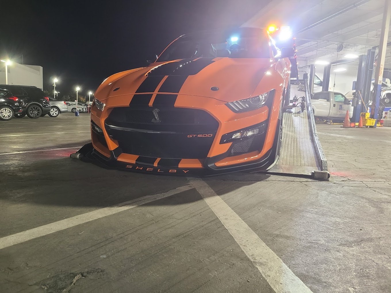 Arana Towing in Los Angeles, CA - 24/7 Roadside Assistance & Towing Services photo