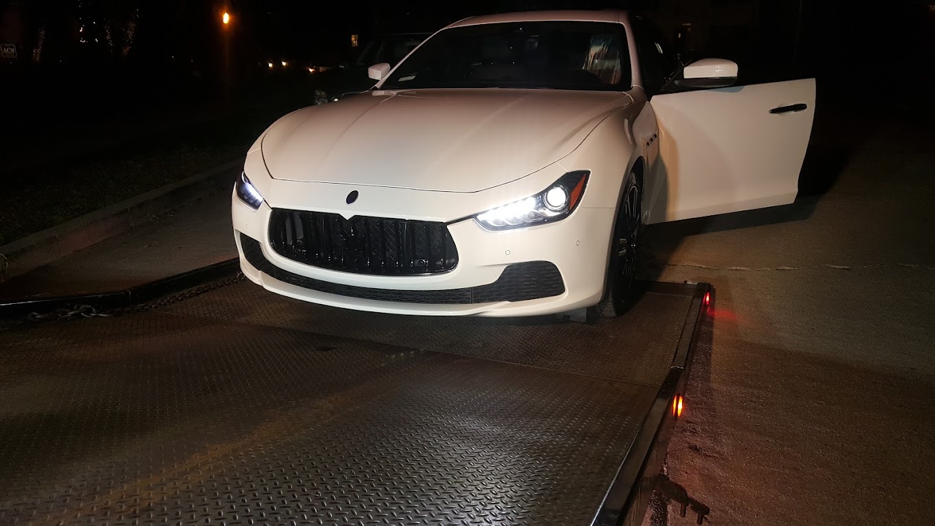 Arana Towing in Los Angeles, CA - 24/7 Roadside Assistance & Towing Services photo