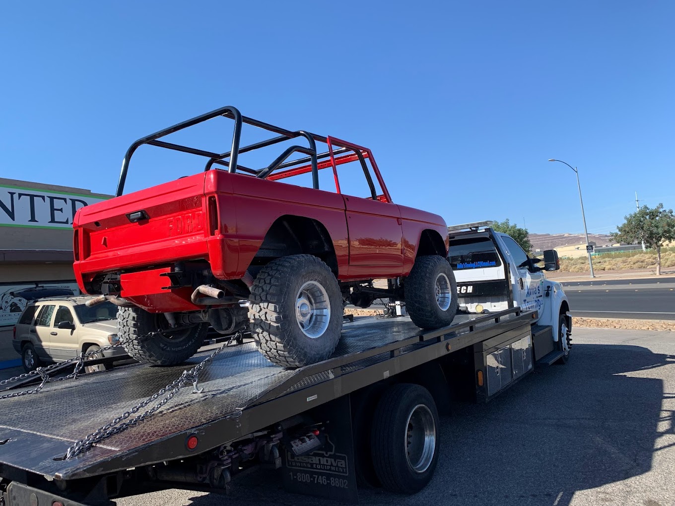 Avila's Towing photo