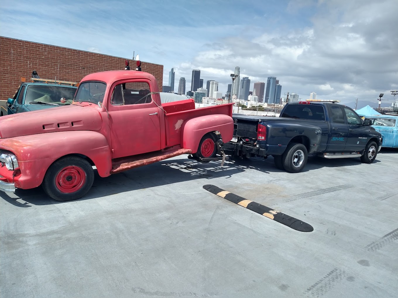 Barrera's Towing Los Angeles - 24/7 Emergency Towing Services photo
