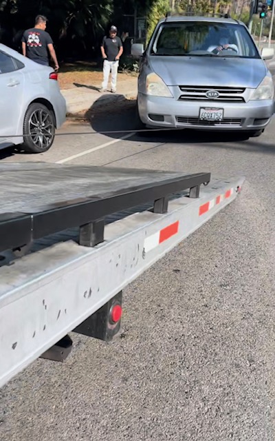 CEV Towing Service in Los Angeles, CA photo
