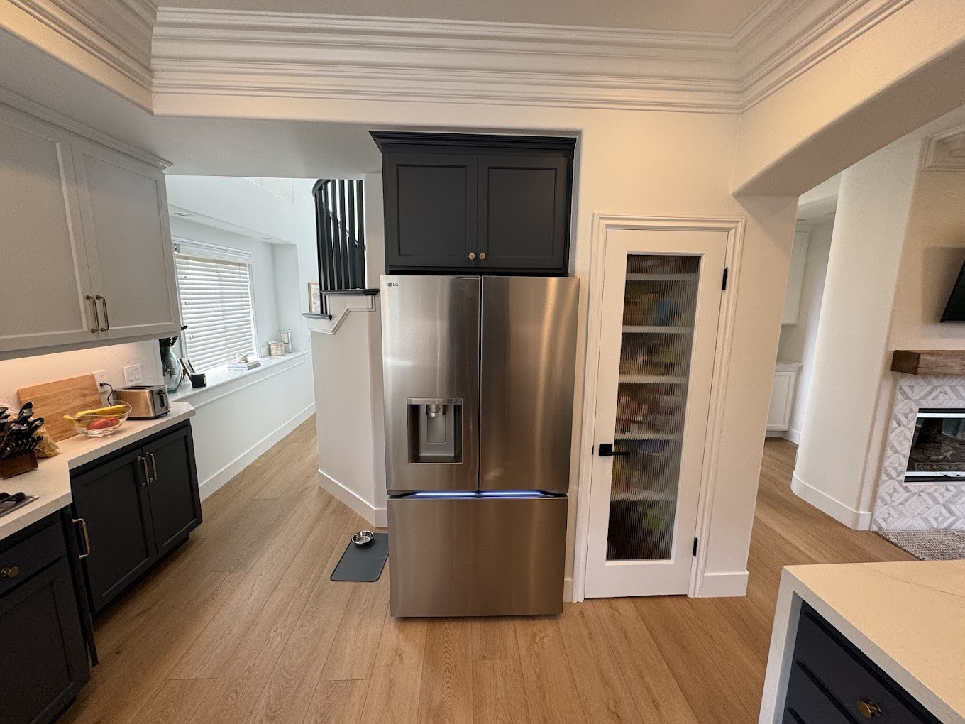 Elite Cabinet - Custom Cabinet Fabrication and Installation photo