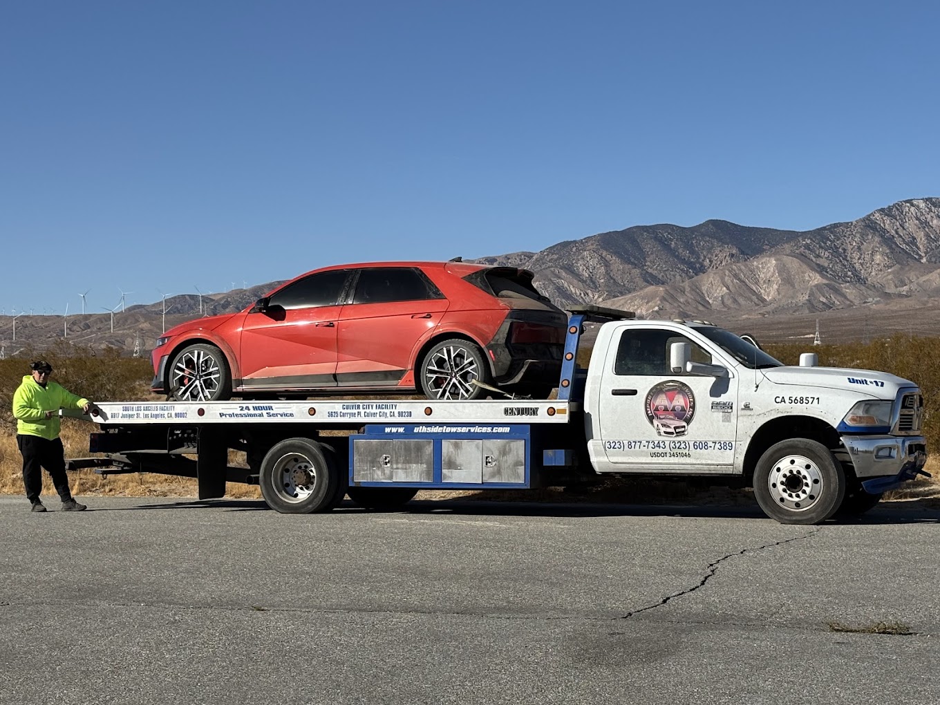 Emmett's Tow Truck Services West Hollywood - Reliable Roadside Assistance photo