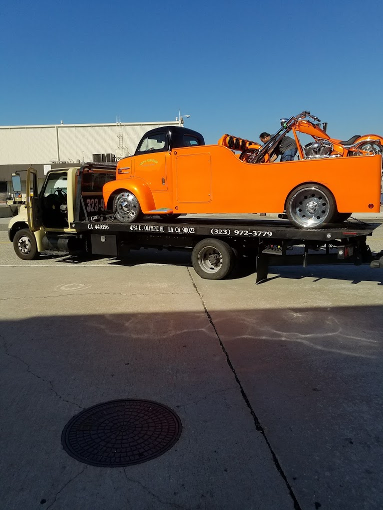 Huero Towing Los Angeles - Reliable Vehicle and Goods Transport photo