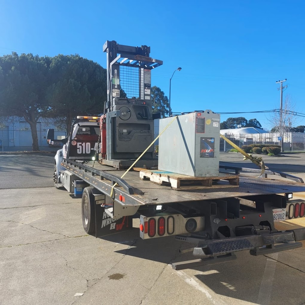 Jacal Towing Services in Oakland, CA photo