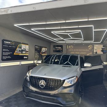 Lion Auto Detailing – Premier Car Wash and Detailing Services photo
