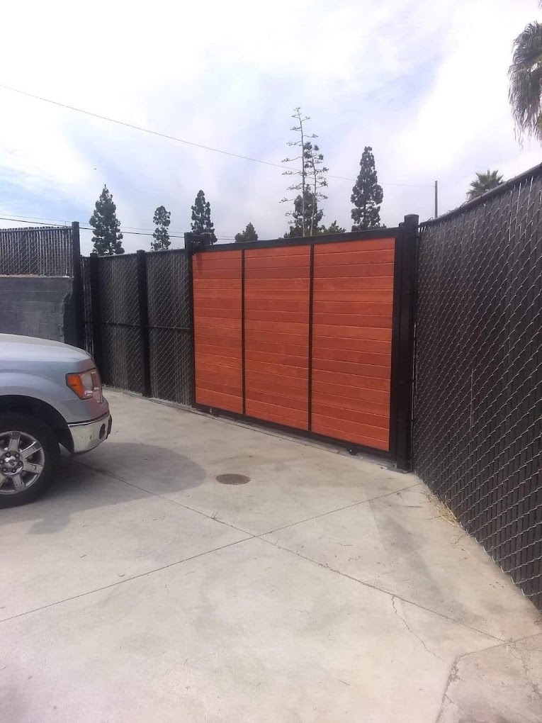 Los Angeles Fencing Co | Trusted Fence Contractor in Los Angeles