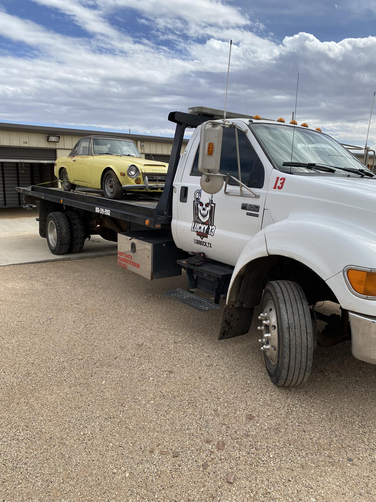 Lucky 13 Wrecker Service - Trusted Towing in Lubbock and Surrounding Counties photo