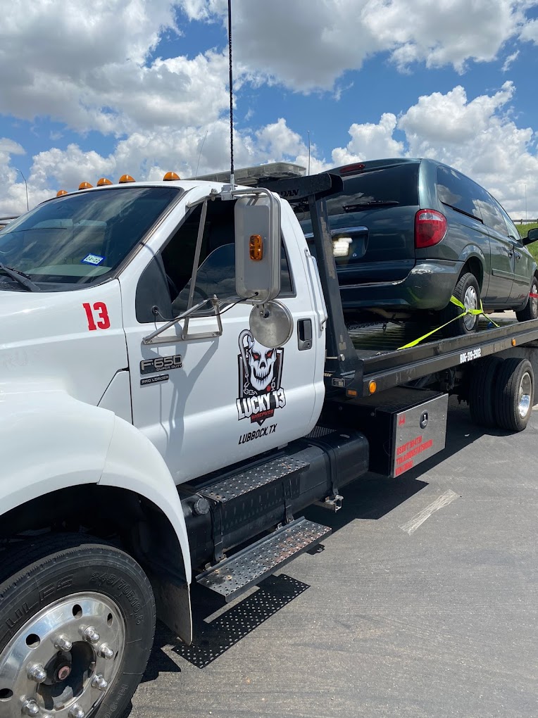 Lucky 13 Wrecker Service - Trusted Towing in Lubbock and Surrounding Counties photo