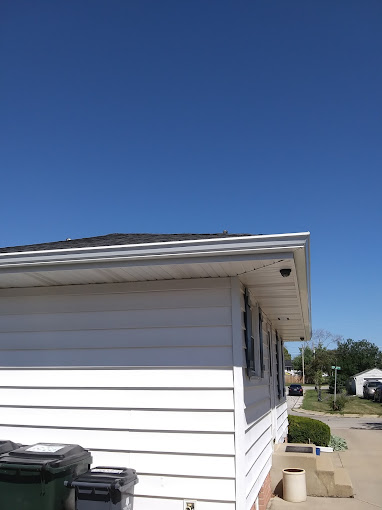 Manny’s Eastern Iowa Roofing and Construction photo
