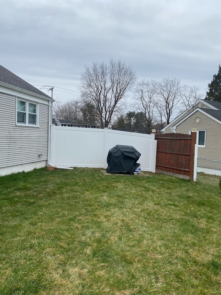 Mills Fence Co – Custom Fencing for Homes and Businesses photo