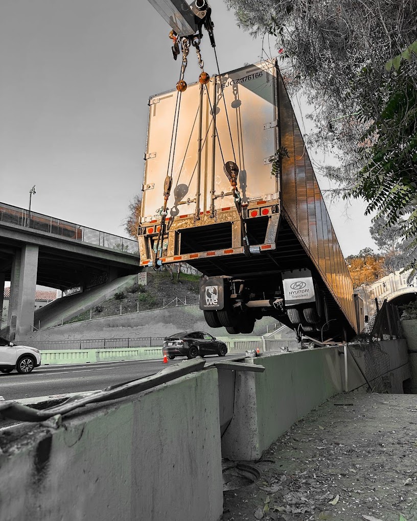 Pepe’s Towing Service Los Angeles - Heavy Duty Towing and Transport photo