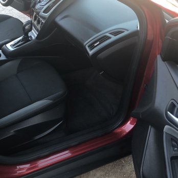Pierre's Mobile Detailing: Your Go-To for Clean & Healthy Vehicles photo