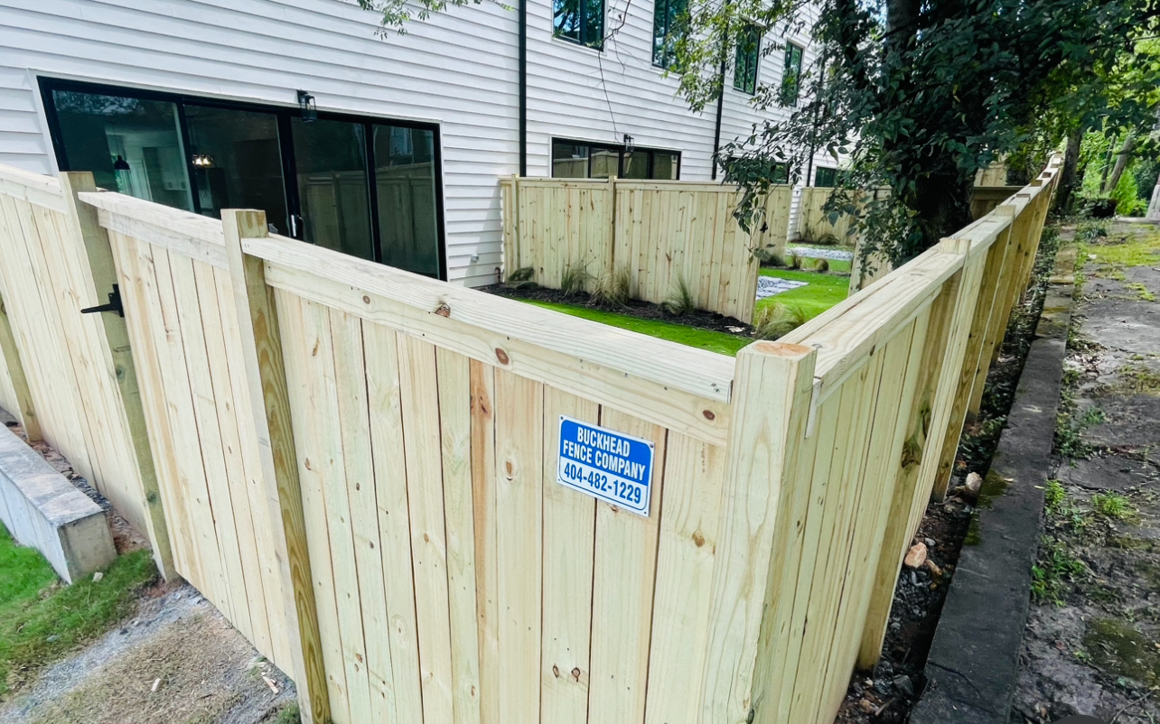 About commercial fencing Atlanta