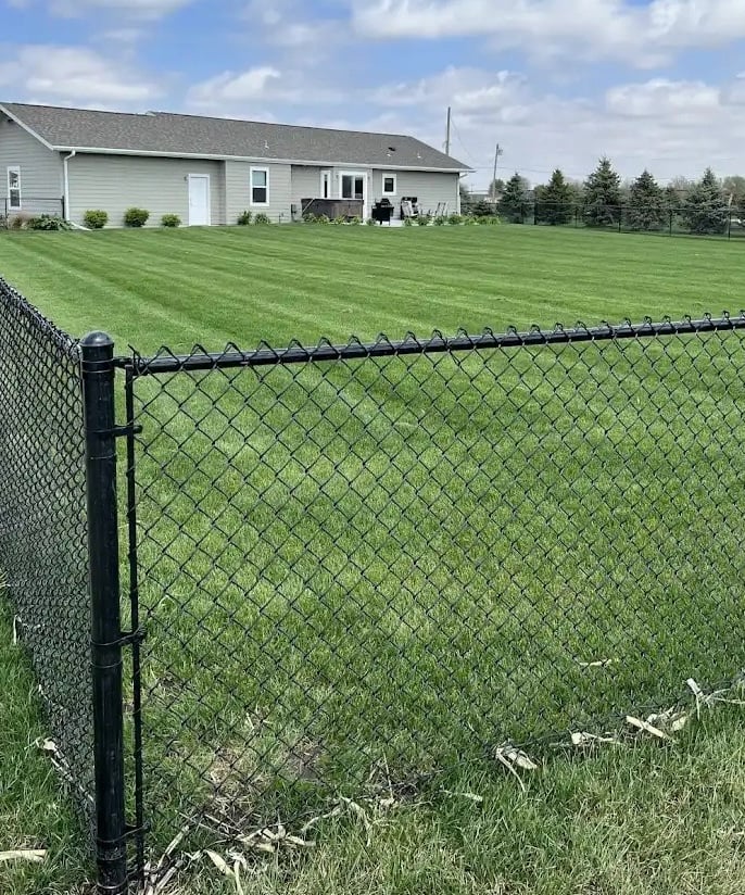 About commercial fence installation near me