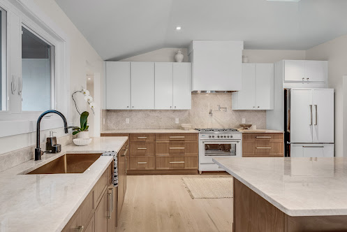 local construction contractors near me