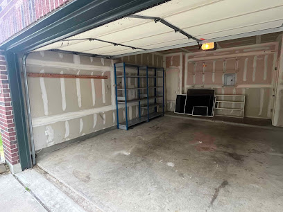 Gallery image 1 — junk removal quote Junkly