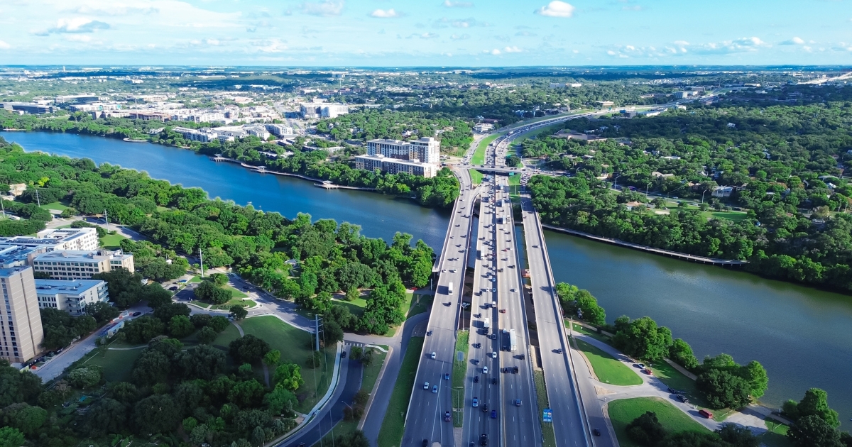 About movers in South Austin