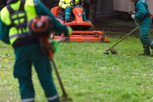 About complete outdoor property maintenance FL