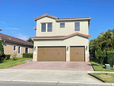 Gallery image 5 — yard clean up Altamonte Springs