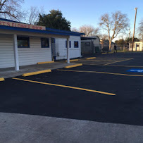 About asphalt sealcoating services San Antonio