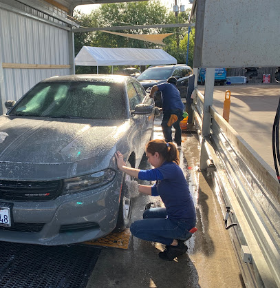 hand car wash in San Antonio