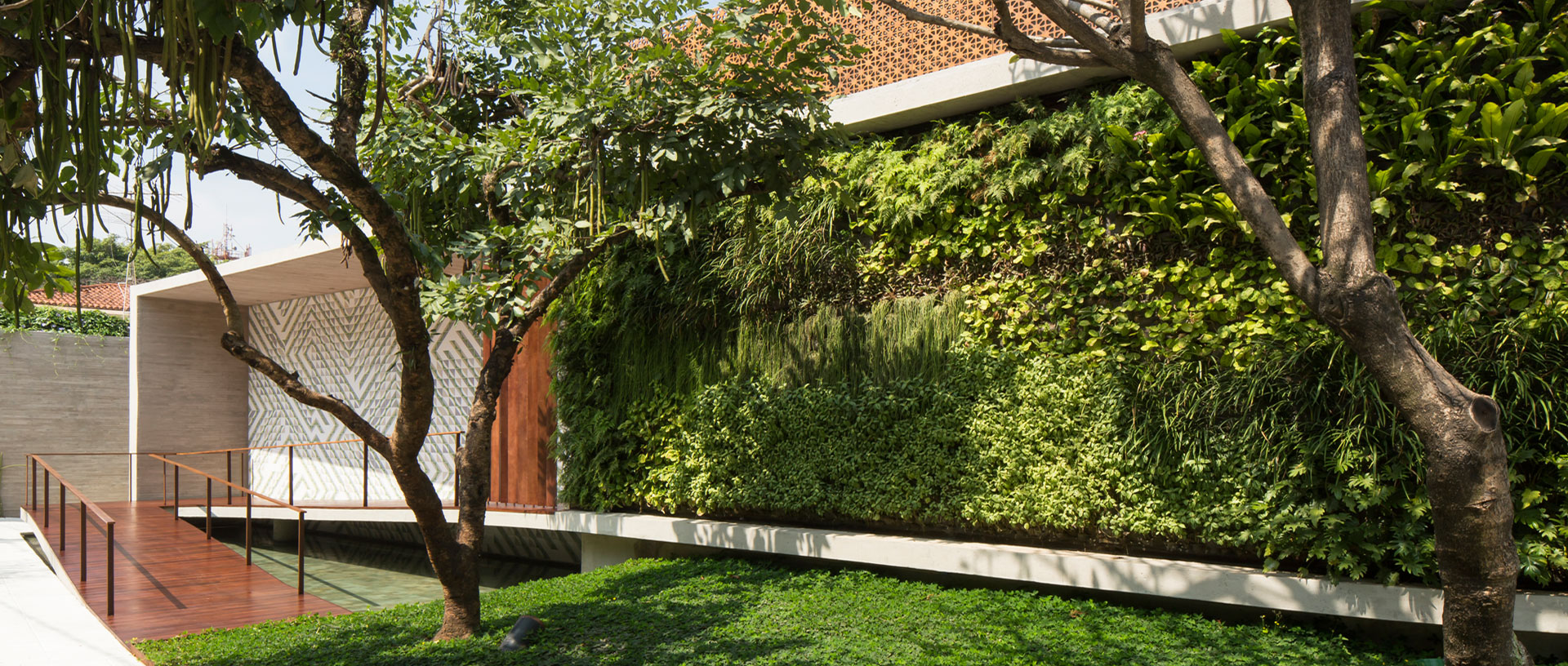 Gallery image 5 — green wall installation Miami