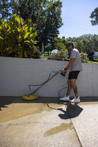 About commercial pressure washing near me