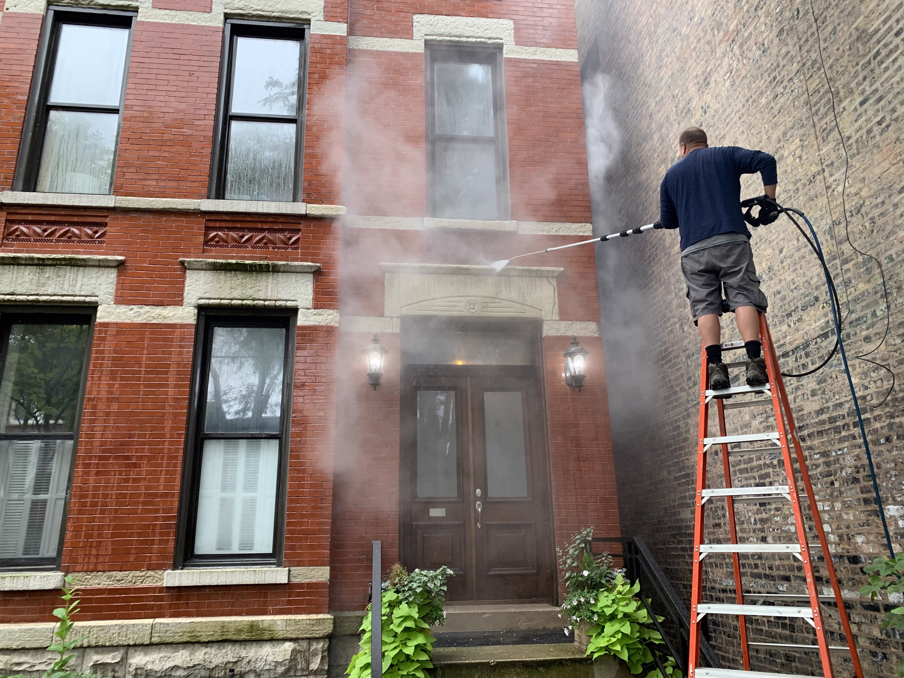 Gallery image 1 — driveway cleaning near River North
