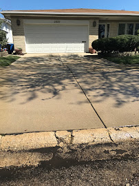 About eco-friendly power washing Lakeview
