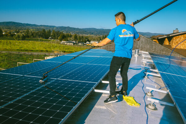residential solar panel cleaning Los Angeles