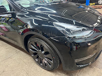About truck detailing in Niko's Auto Detailing