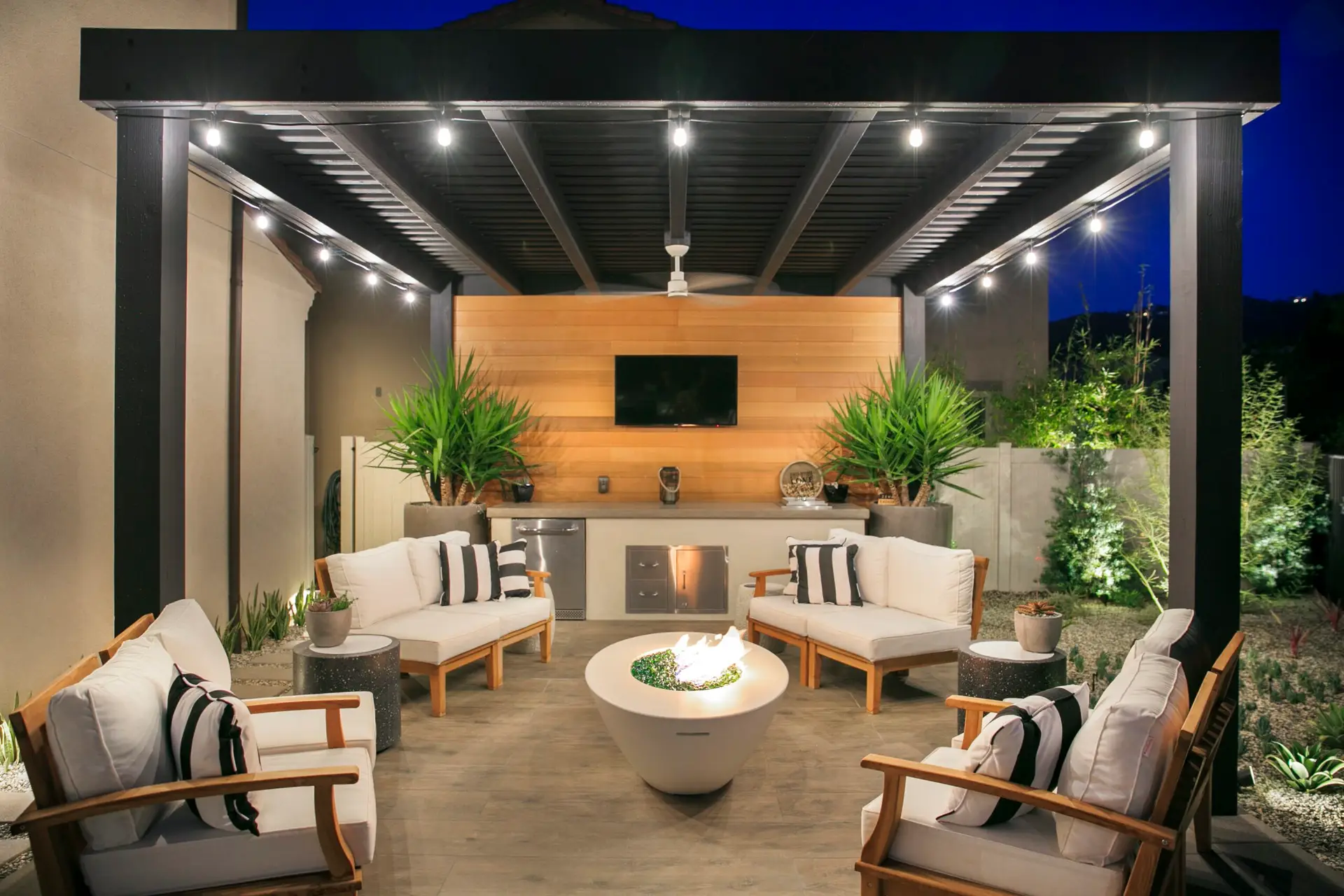 Gallery image 1 — best hardscaping contractor Southern California