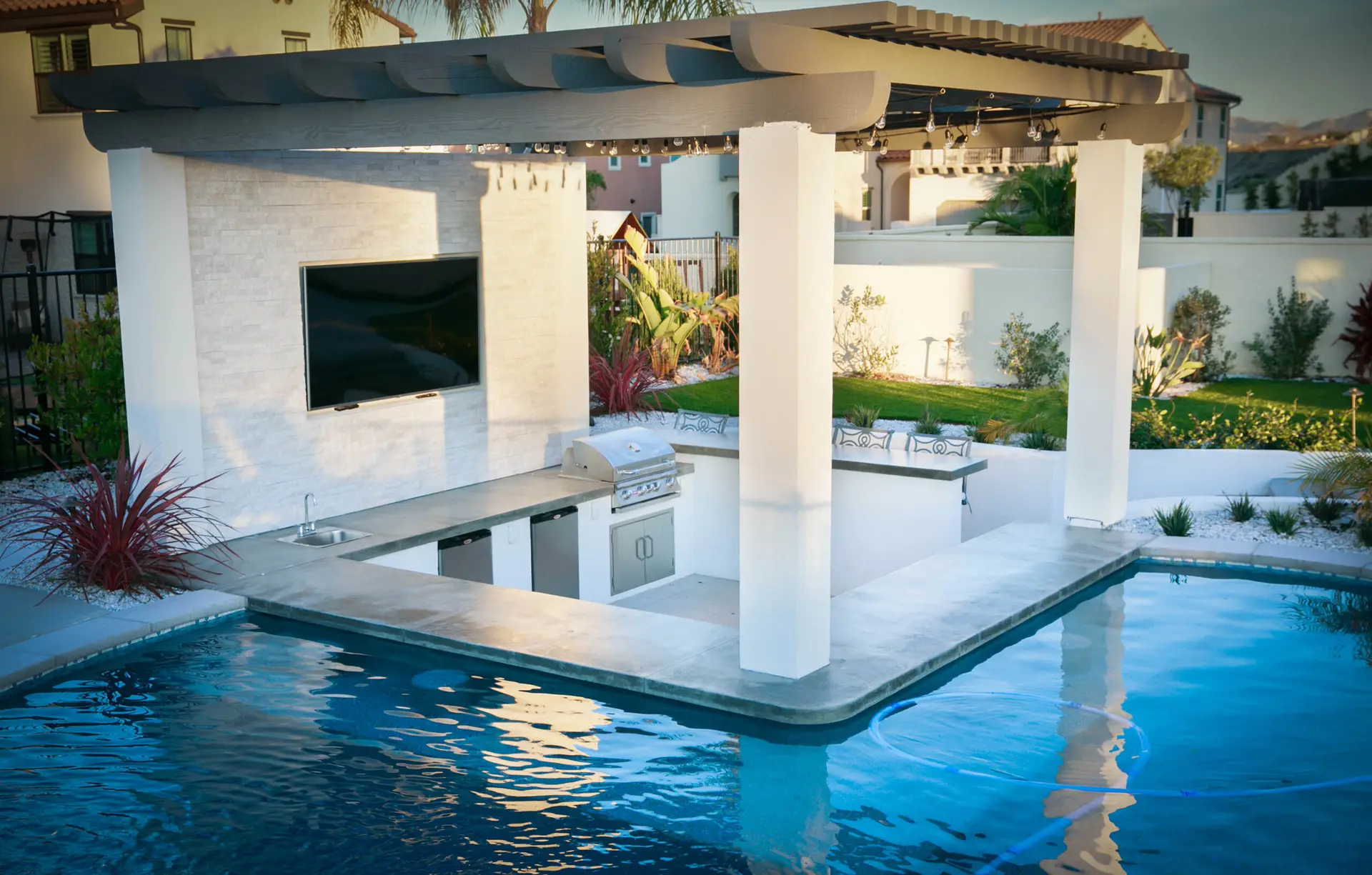 About best hardscaping contractor Southern California