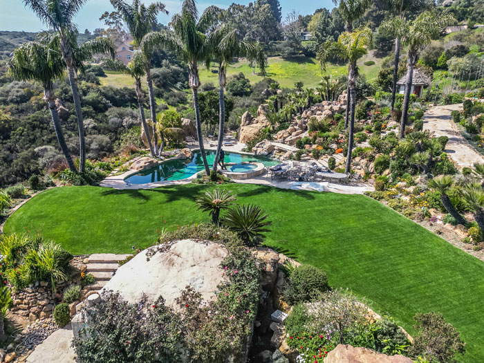 lawn care services Los Angeles