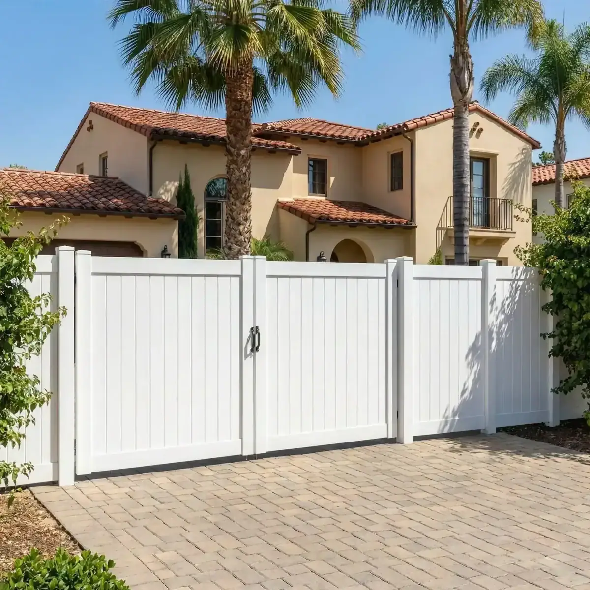 Gallery image 7 — custom aluminum gates Los Angeles