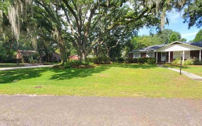 Gallery image 3 — outdoor maintenance team Austin, TX