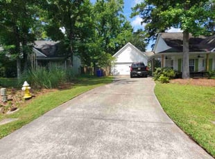 Gallery image 1 — licensed lawn treatment Dallas