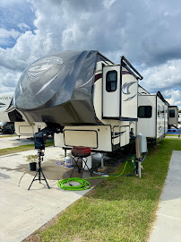 RV hand wax in Conroe