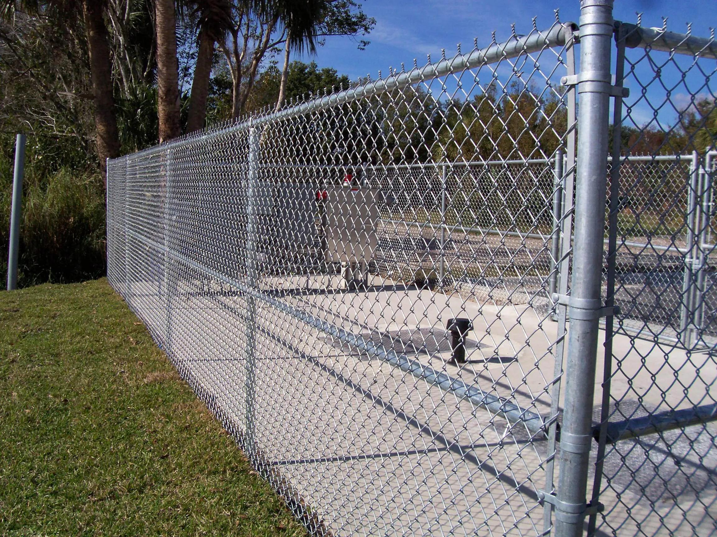 Gallery image 3 — fence replacement near California