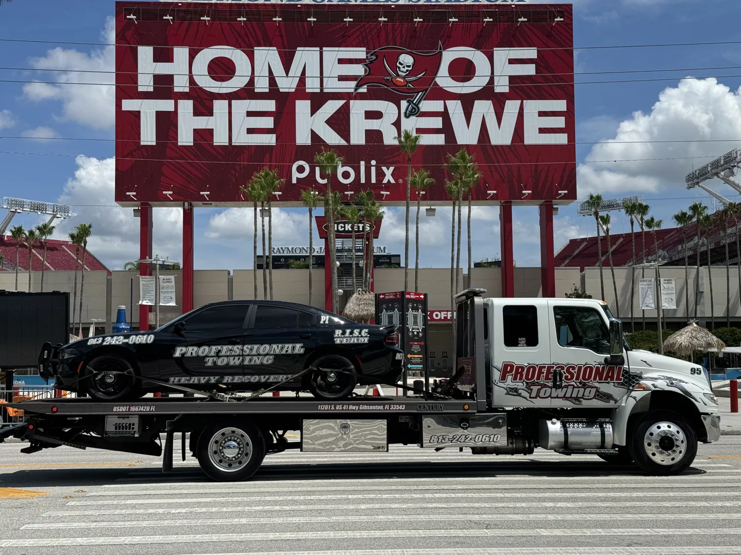 About commercial towing fleet Tampa Bay