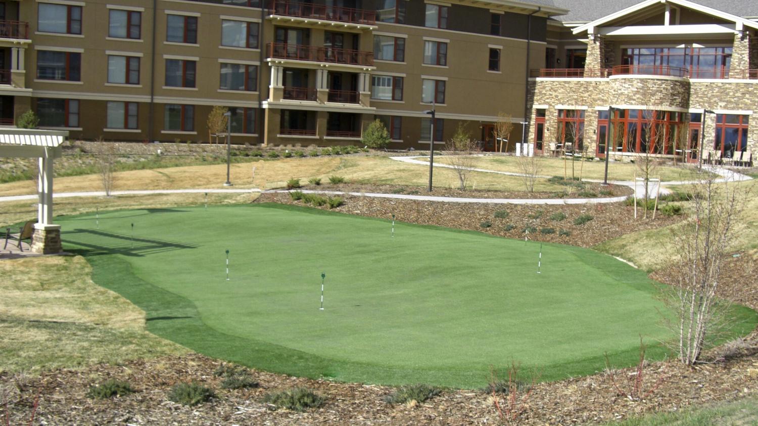 Gallery image 10 — durable synthetic grass Grass!365 Denver