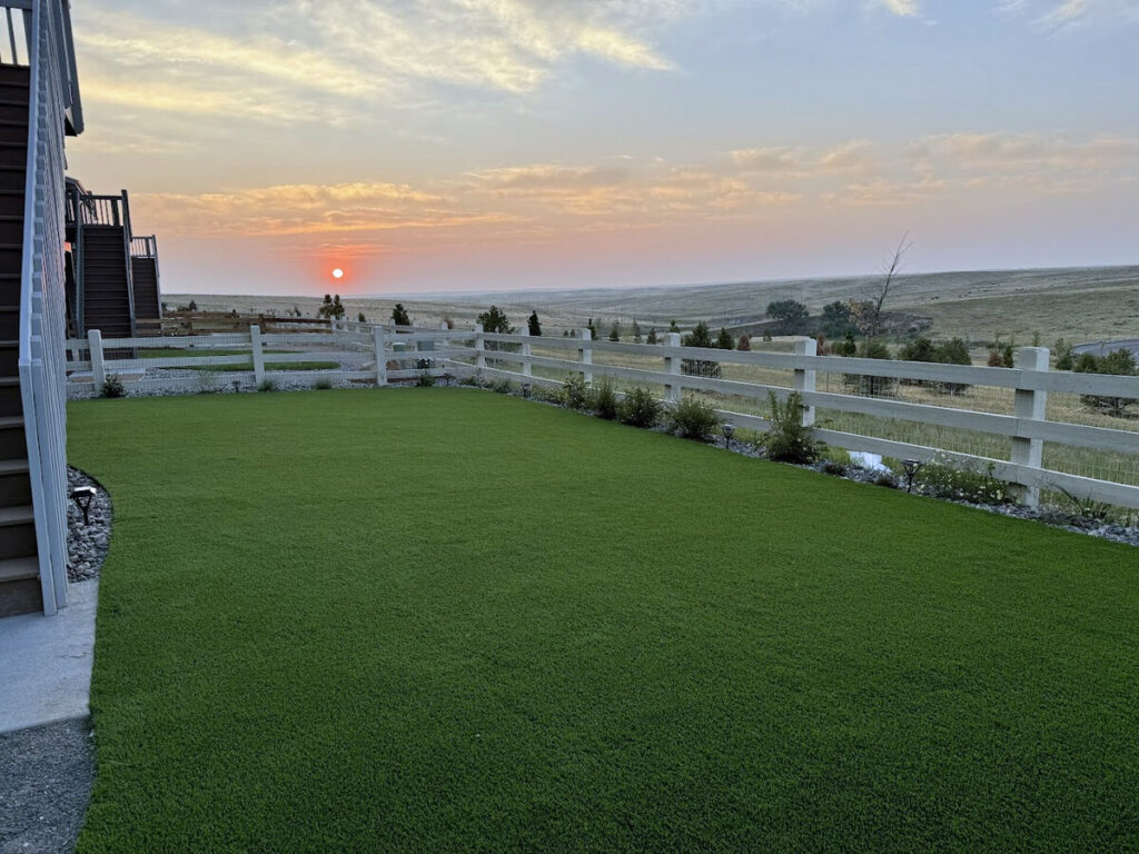 Gallery image 3 — durable synthetic grass Grass!365 Denver