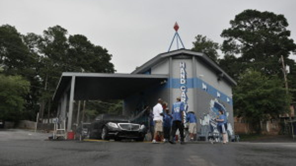 auto detail 2195 Cheshire Bridge Rd, Atlanta, GA