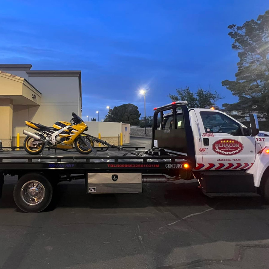 Gallery image 6 — heavy duty towing San Antonio