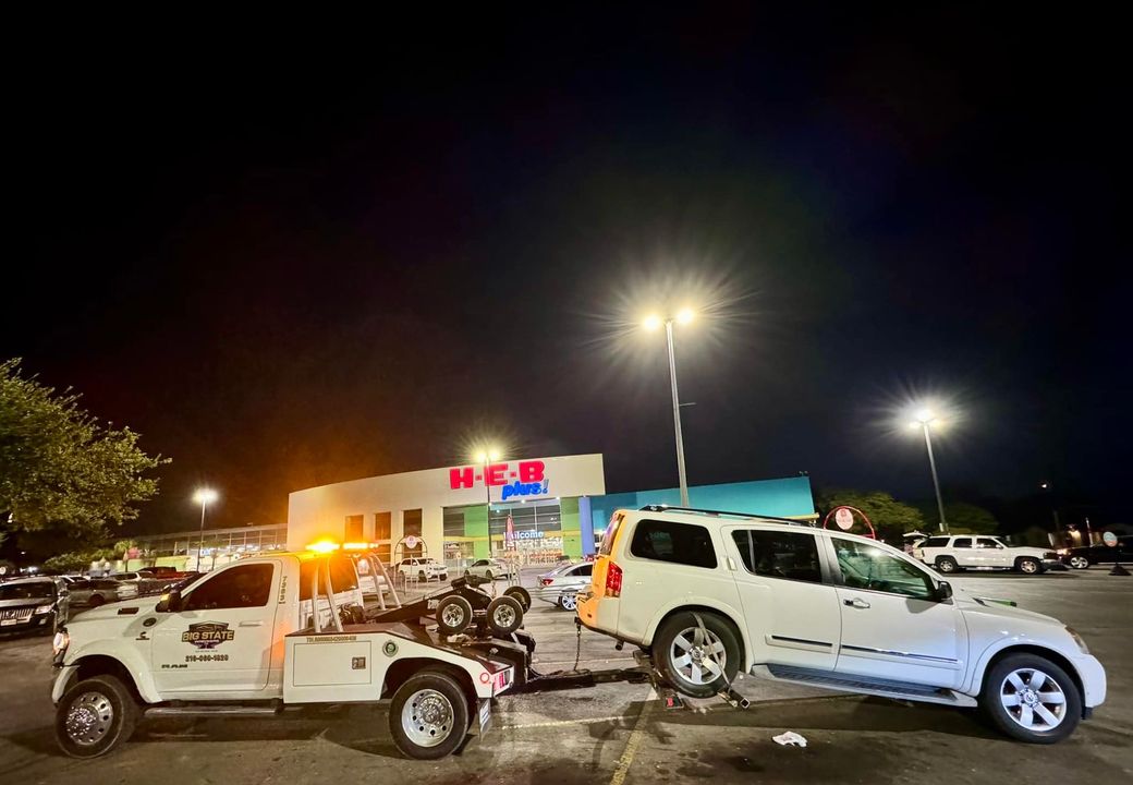 Gallery image 4 — best tow truck in %AREA%
