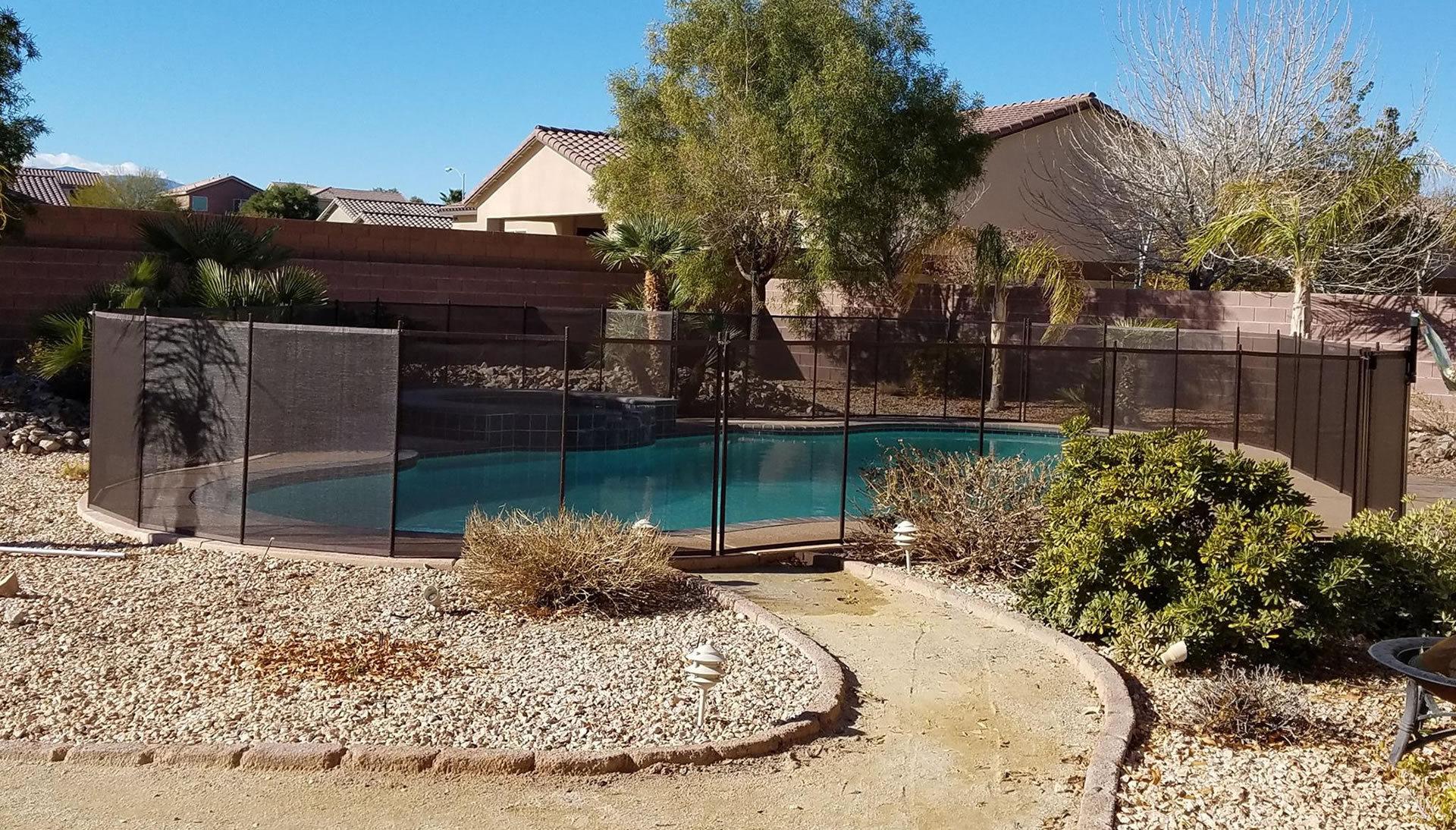 self closing pool gate Nevada